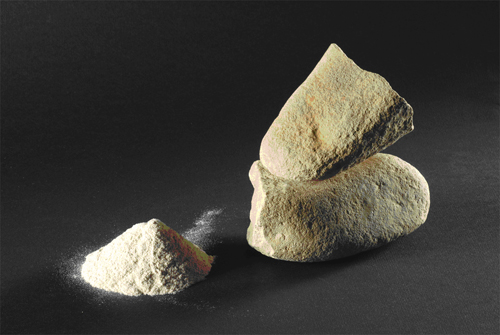 Steinzeitliche Werkzeuge zum Mehl-Mahlen (Foto)